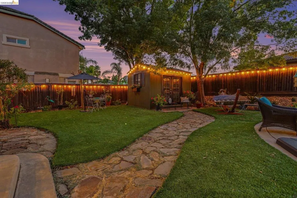 1587 Dawnview Dr Brentwood, CA 94513
