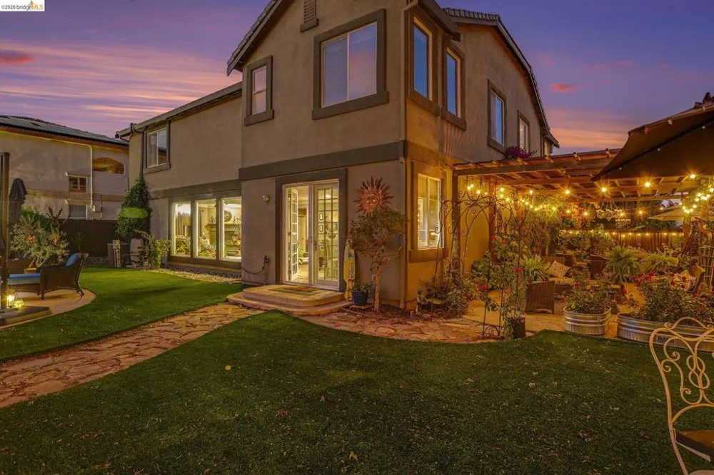 1587 Dawnview Dr Brentwood, CA 94513
