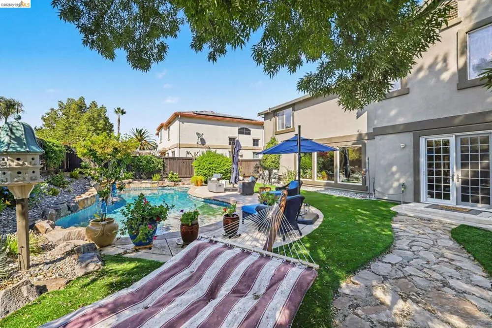 1587 Dawnview Dr Brentwood, CA 94513