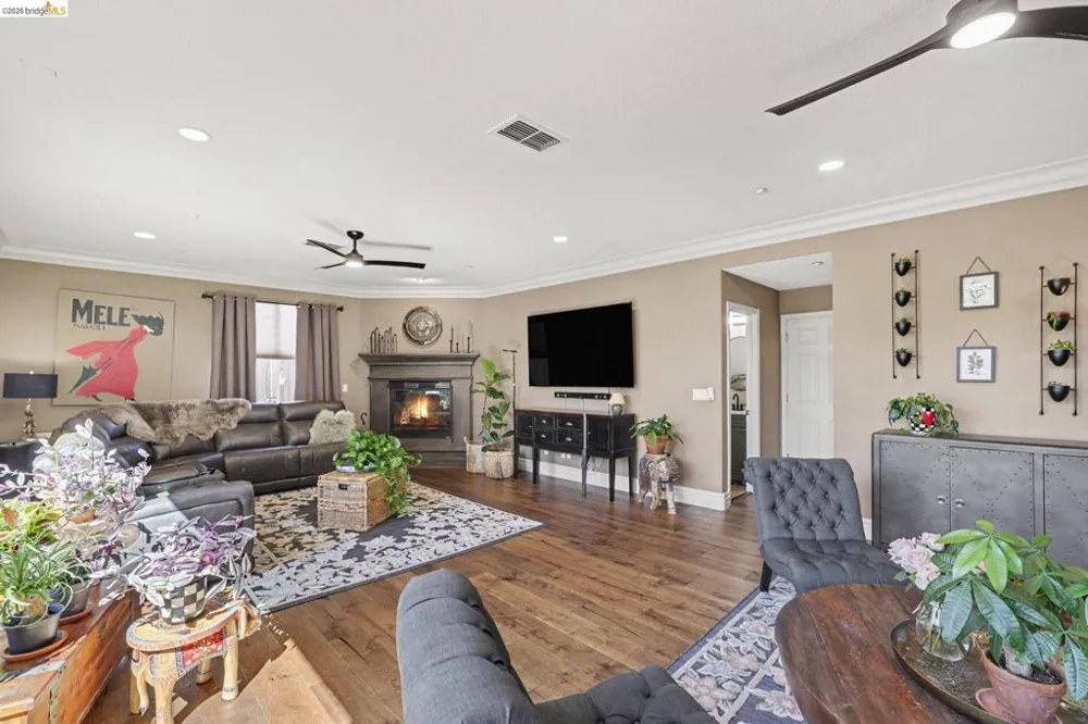 1587 Dawnview Dr Brentwood, CA 94513