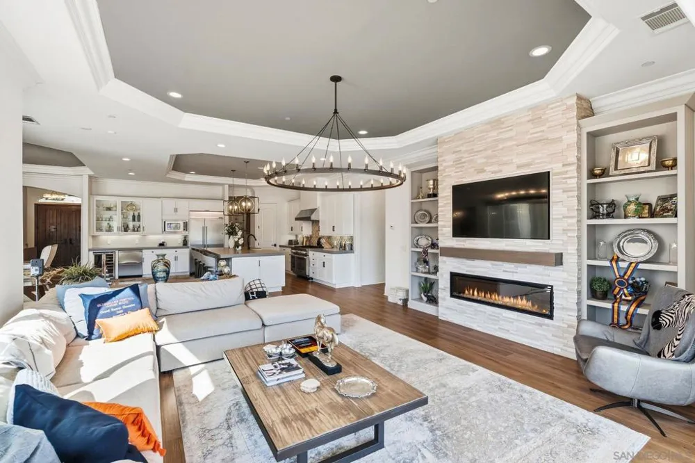 39025 E Benton Rd Temecula, CA 92592