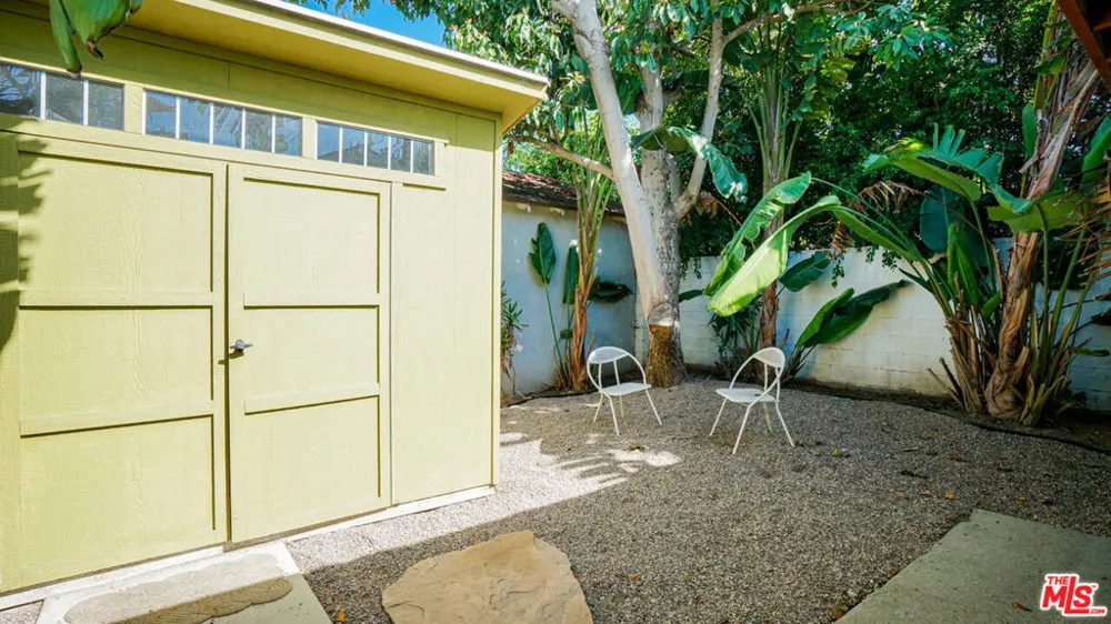 6632 W 87th Street Los Angeles, CA 90045