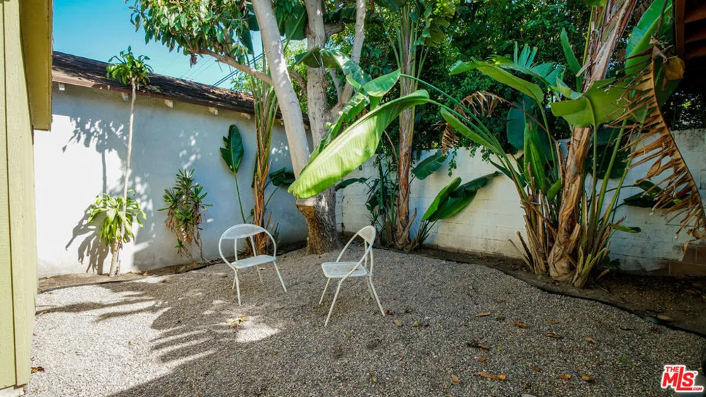 6632 W 87th Street Los Angeles, CA 90045