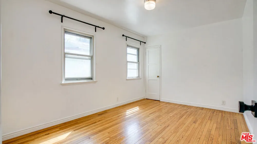 6632 W 87th Street Los Angeles, CA 90045