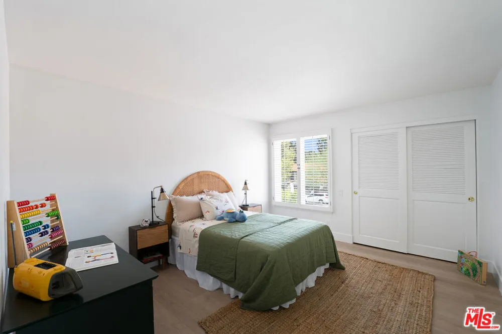 4441 Park Alisal Calabasas, CA 91302