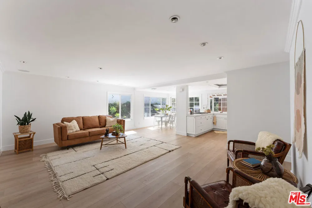 4441 Park Alisal Calabasas, CA 91302