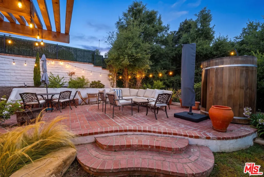 4441 Park Alisal Calabasas, CA 91302
