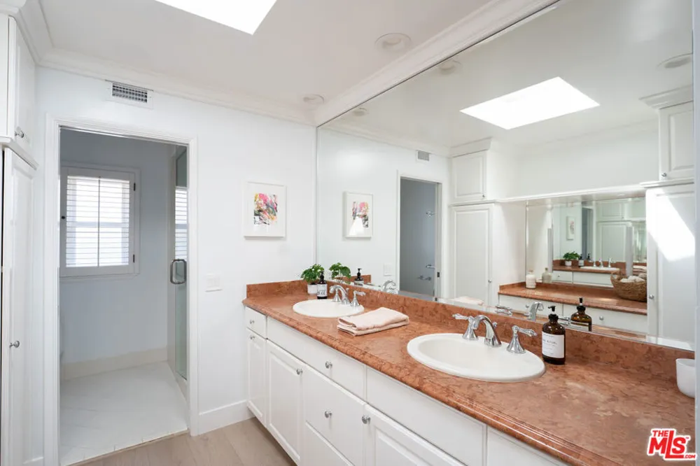4441 Park Alisal Calabasas, CA 91302