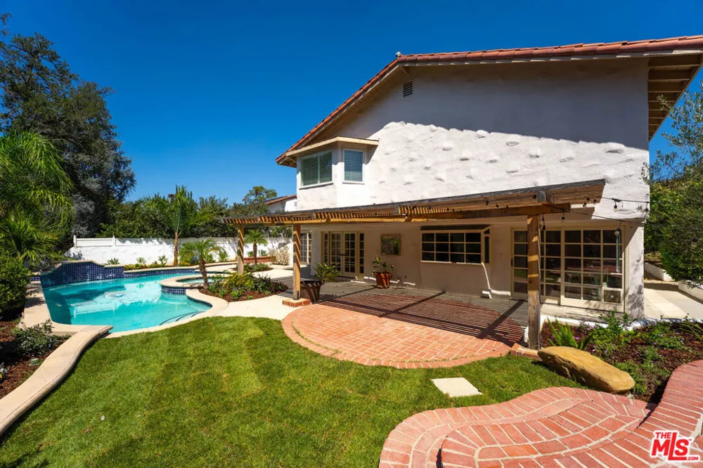 4441 Park Alisal Calabasas, CA 91302