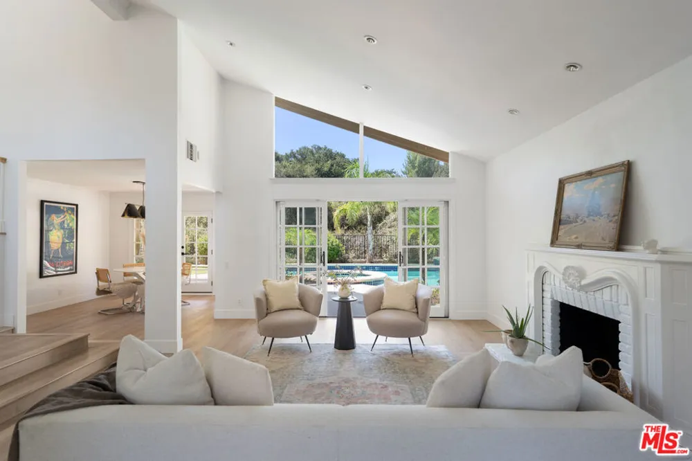 4441 Park Alisal Calabasas, CA 91302