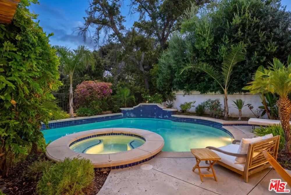4441 Park Alisal Calabasas, CA 91302