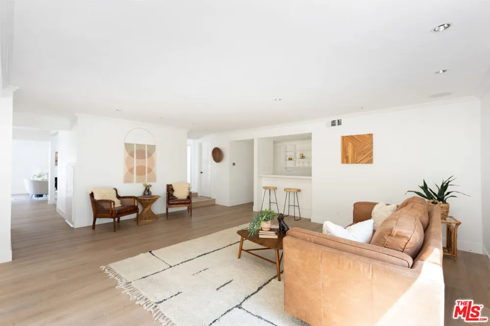 4441 Park Alisal Calabasas, CA 91302