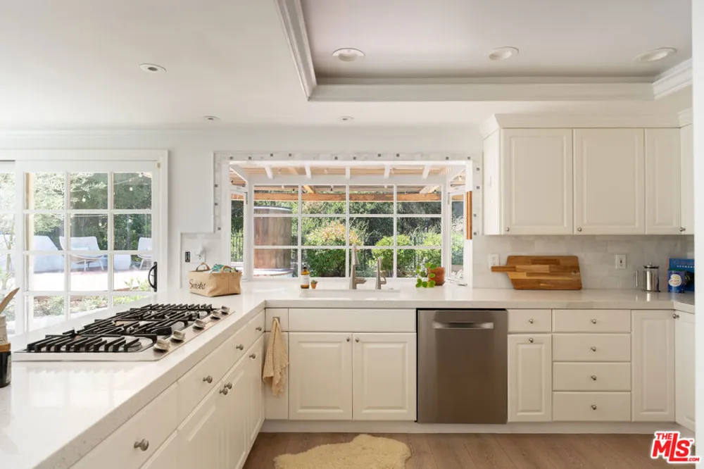 4441 Park Alisal Calabasas, CA 91302