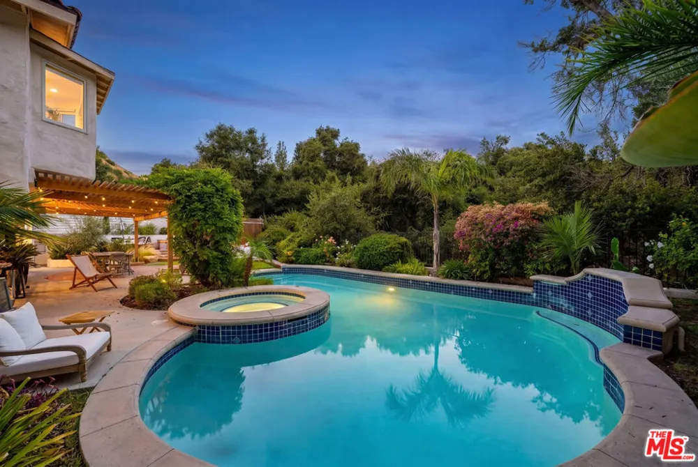 4441 Park Alisal Calabasas, CA 91302