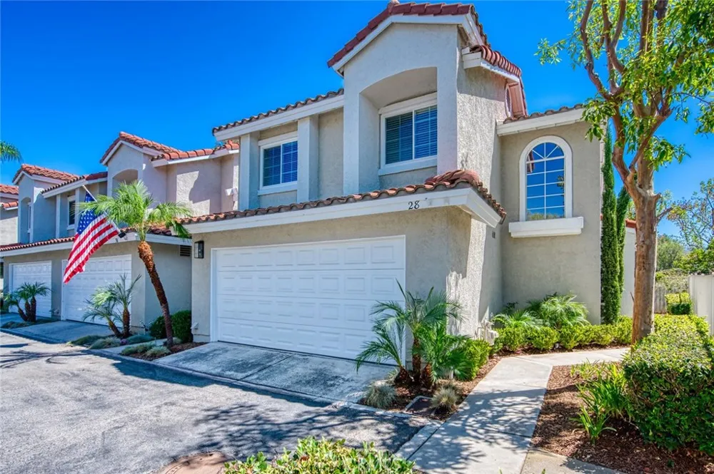 28 Wild Horse Loop Rancho Santa Margarita, CA 92688