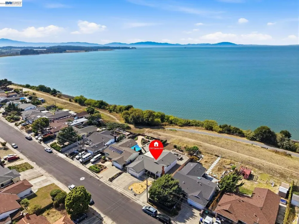2167 Cypress Ave San Pablo, CA 94806