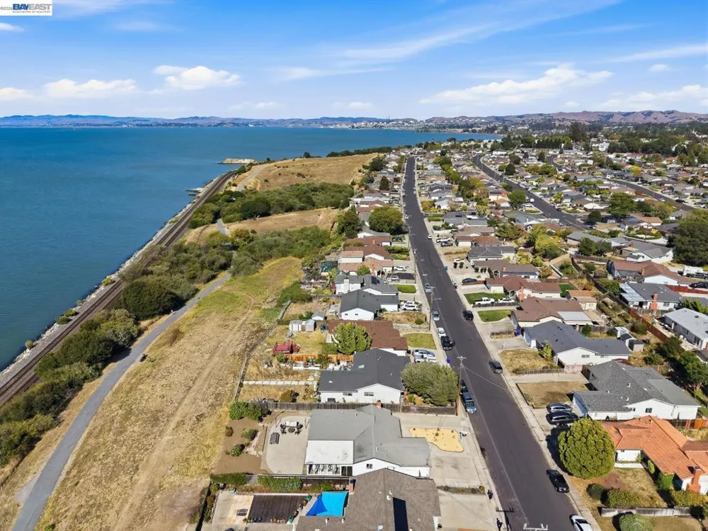 2167 Cypress Ave San Pablo, CA 94806