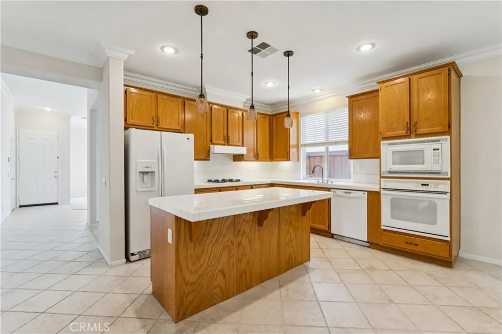 31515 Congressional Temecula, CA 92591