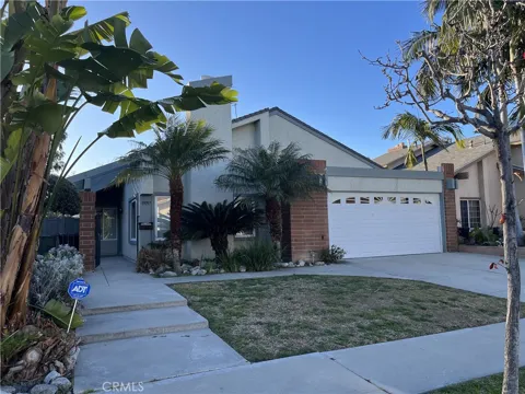 19037 Jeffrey Avenue