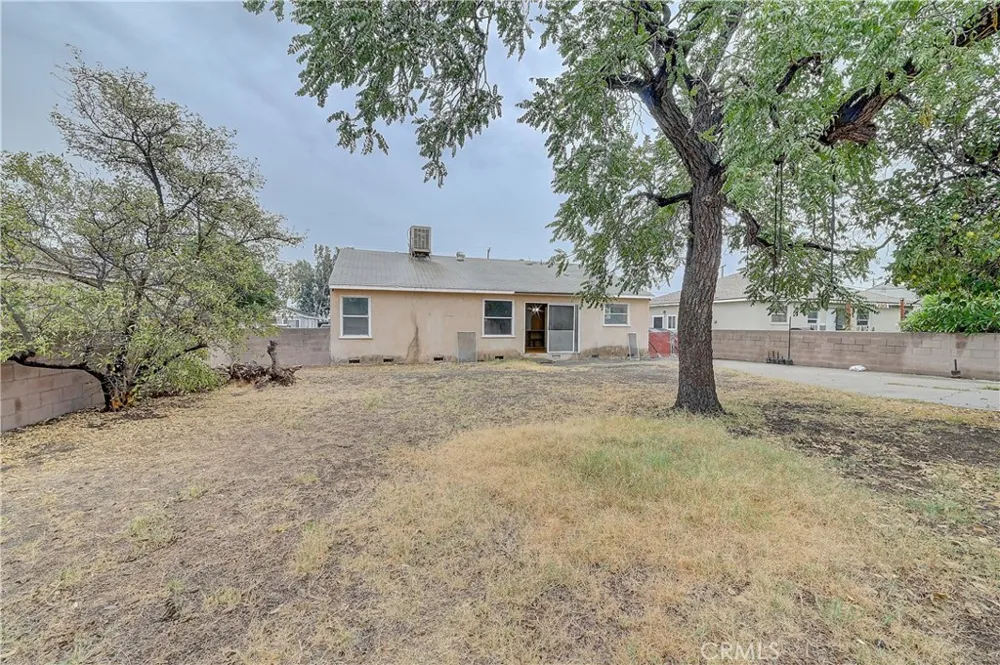 14778 Valencia Avenue Fontana, CA 92335