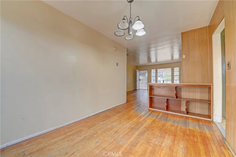 14778 Valencia Avenue Fontana, CA 92335