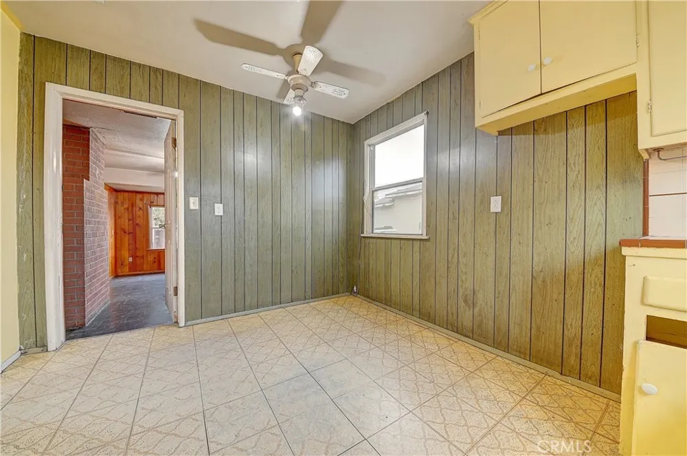 14778 Valencia Avenue Fontana, CA 92335