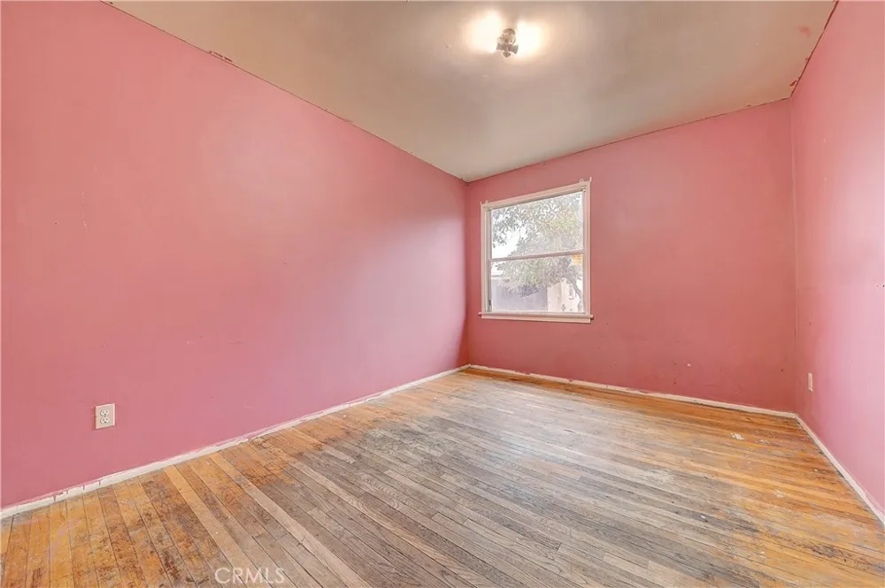 14778 Valencia Avenue Fontana, CA 92335