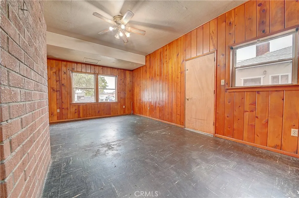 14778 Valencia Avenue Fontana, CA 92335