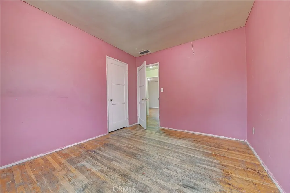 14778 Valencia Avenue Fontana, CA 92335