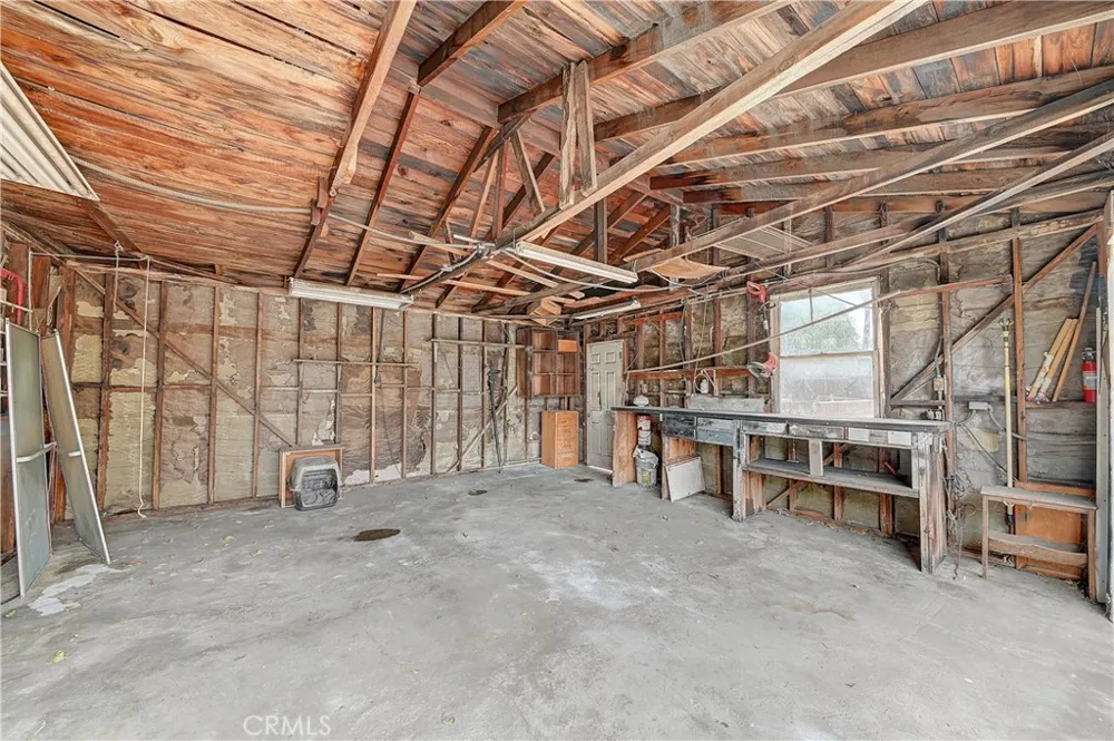 14778 Valencia Avenue Fontana, CA 92335