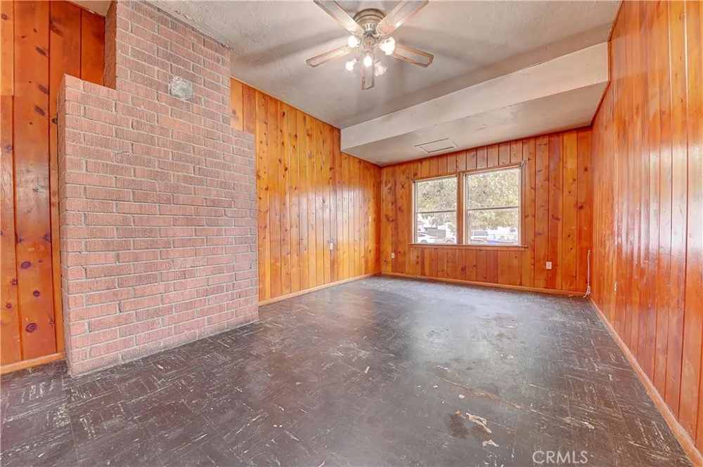 14778 Valencia Avenue Fontana, CA 92335