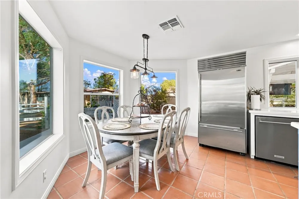 10431 Tussing Ranch Court Apple Valley, CA 92308