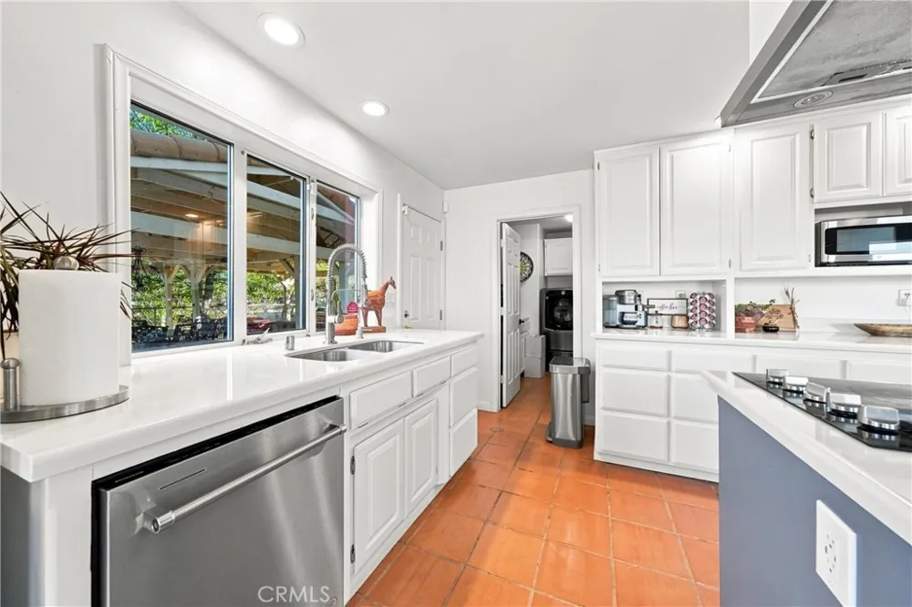 10431 Tussing Ranch Court Apple Valley, CA 92308