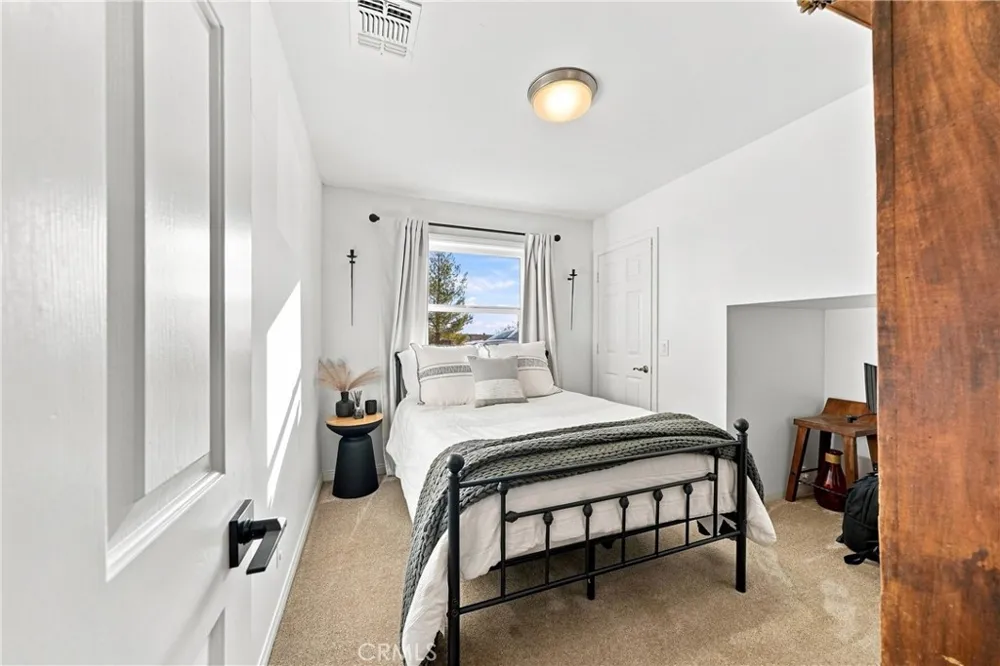 10431 Tussing Ranch Court Apple Valley, CA 92308