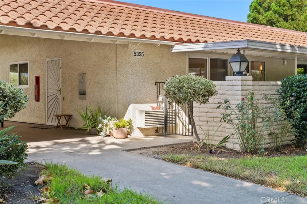 5325 Bahia Blanca W #P W Laguna Woods, CA 92637