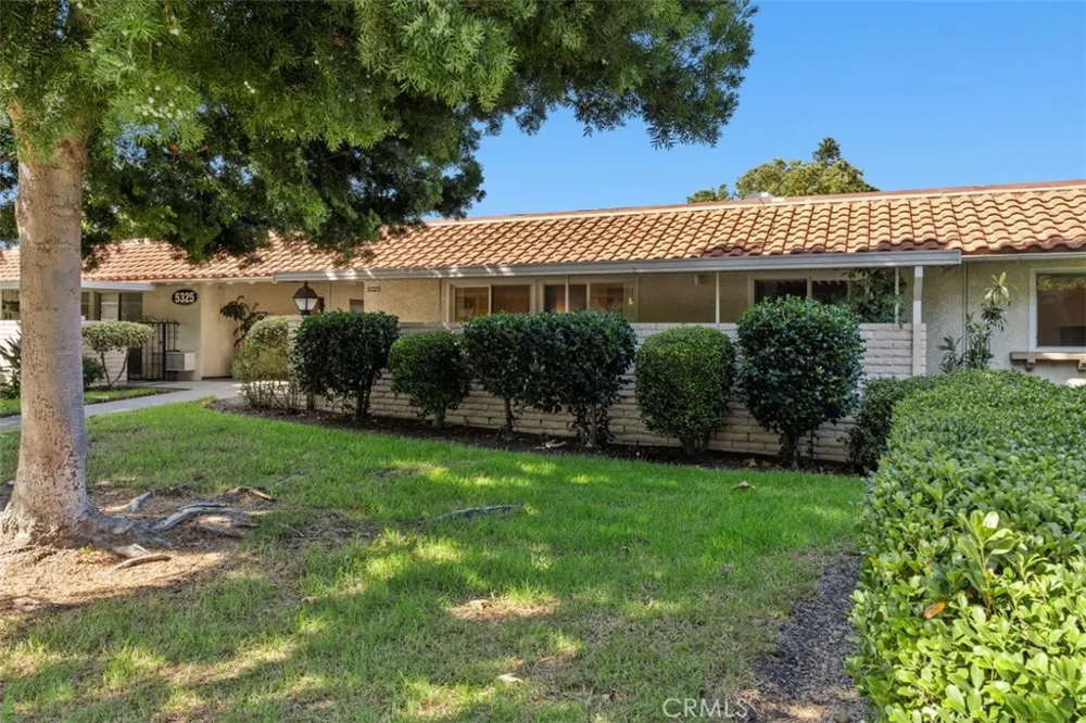 5325 Bahia Blanca W #P W Laguna Woods, CA 92637