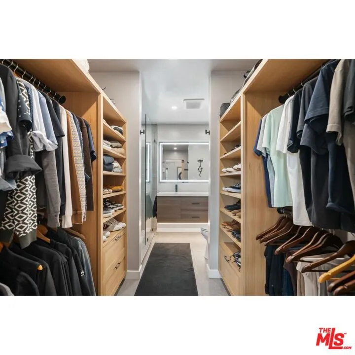 1230 Horn Avenue #305 West Hollywood, CA 90069