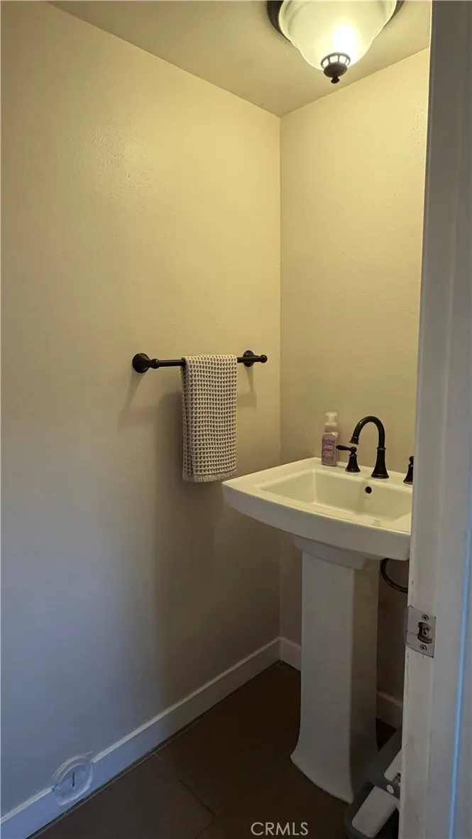 4123 W 139th Hawthorne, CA 90250