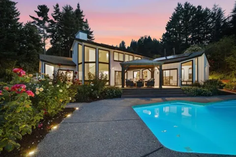 17575 Mountain Charlie Road