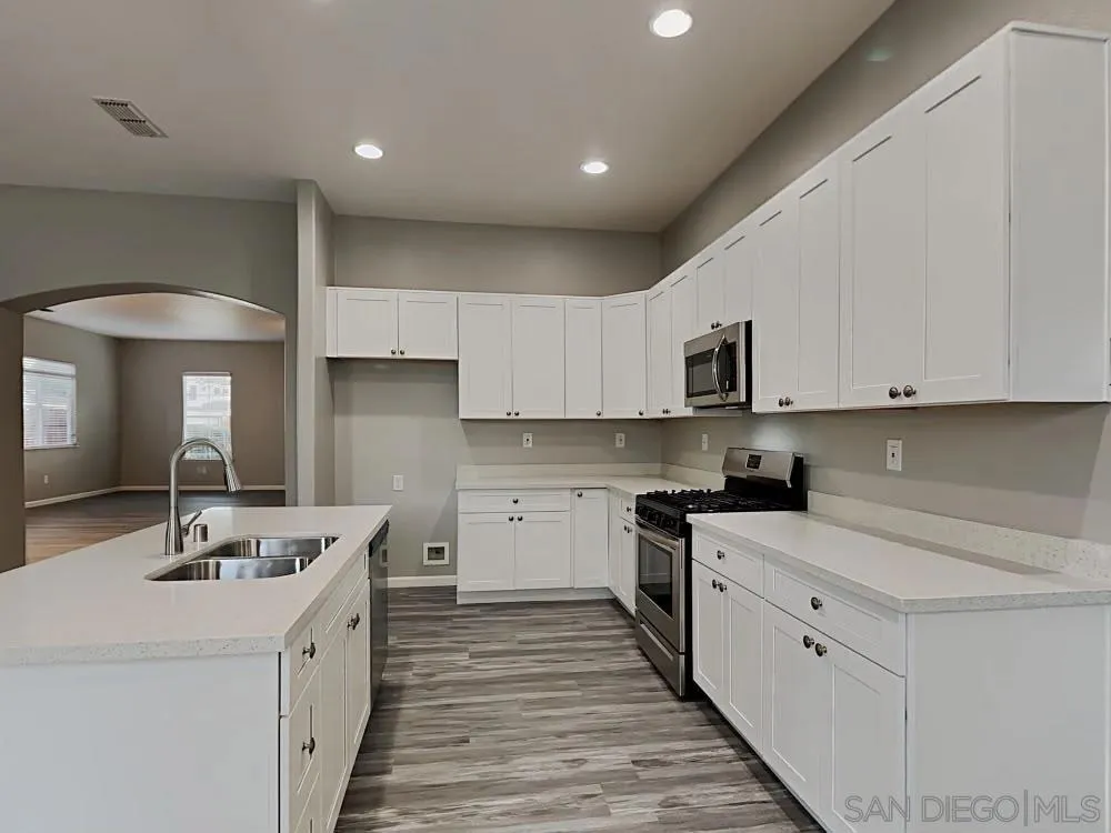9385 oreo ranch cir elk grove #2 Elk Grove, CA 95624