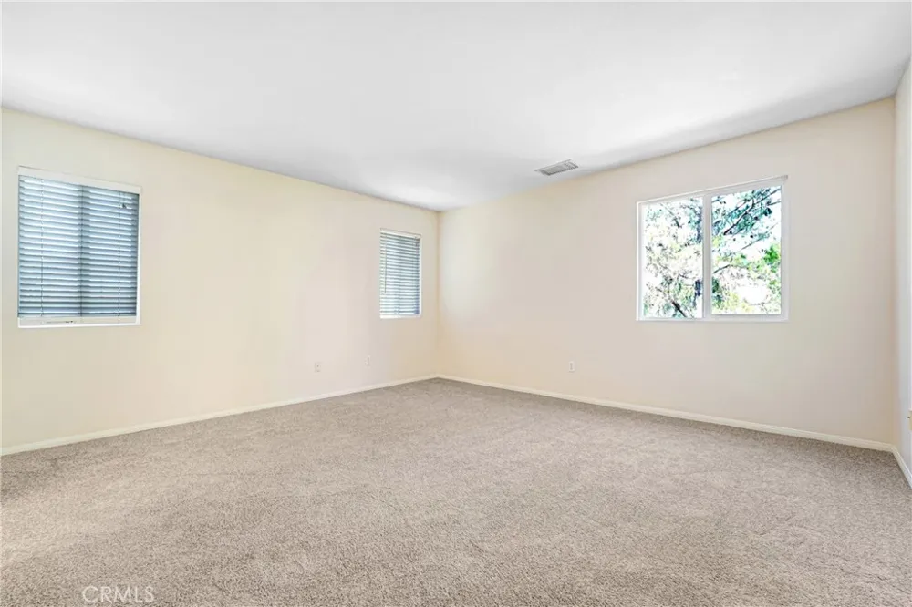 24586 Montevista Valencia, CA 91354