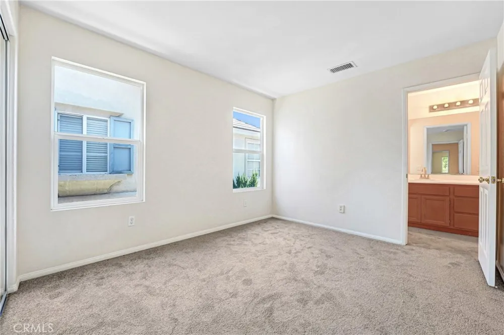 24586 Montevista Valencia, CA 91354
