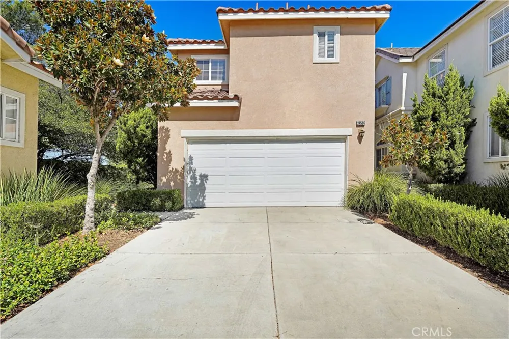 24586 Montevista Valencia, CA 91354