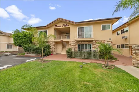 1122 W Huntington Drive #9