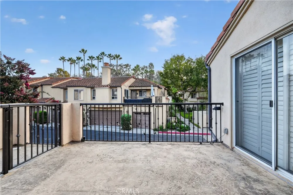 88 Corsica Drive Newport Beach, CA 92660