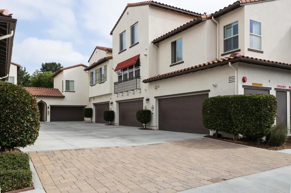 1714 Fairlead Ave Carlsbad, CA 92011