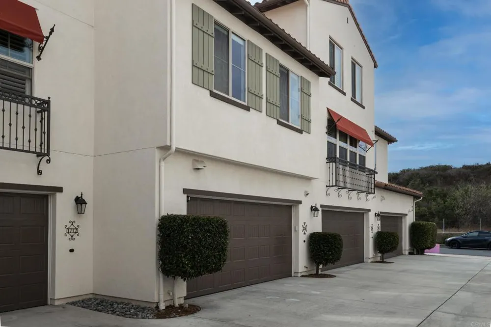 1714 Fairlead Ave Carlsbad, CA 92011