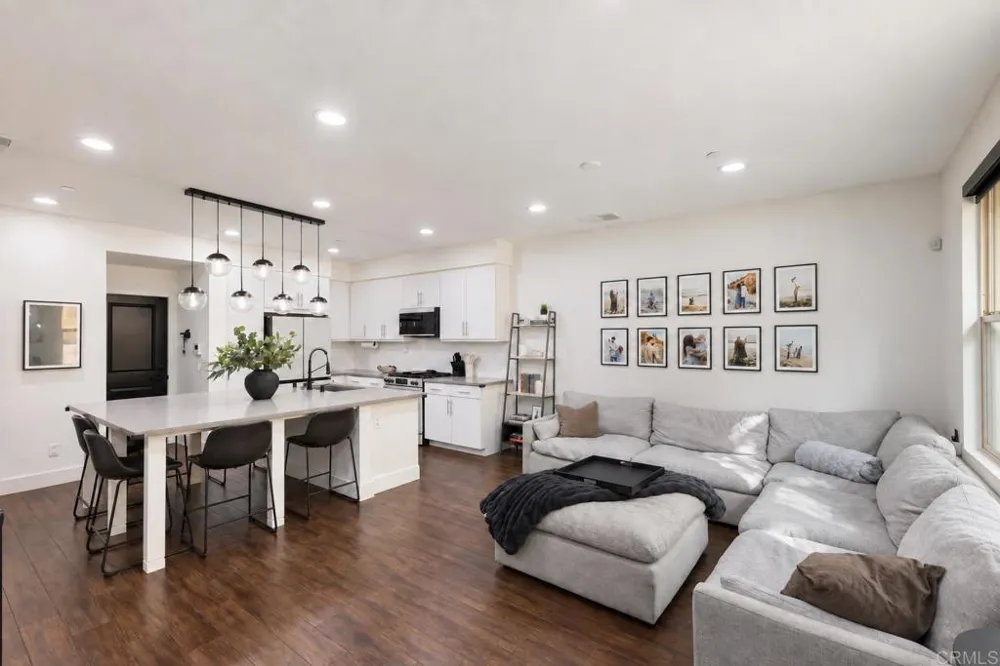1714 Fairlead Ave Carlsbad, CA 92011