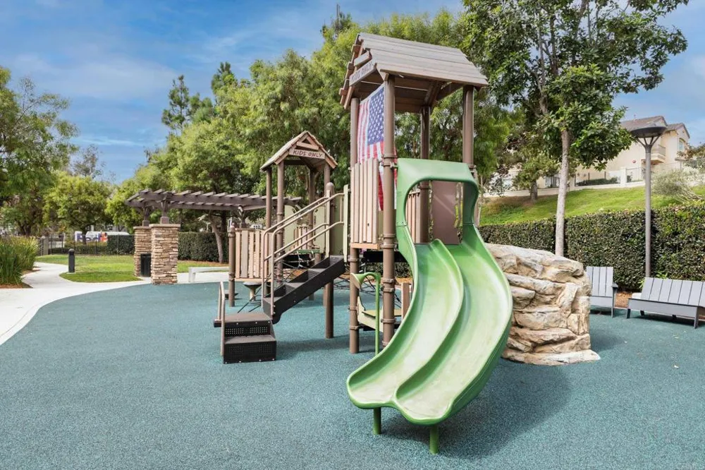 1714 Fairlead Ave Carlsbad, CA 92011