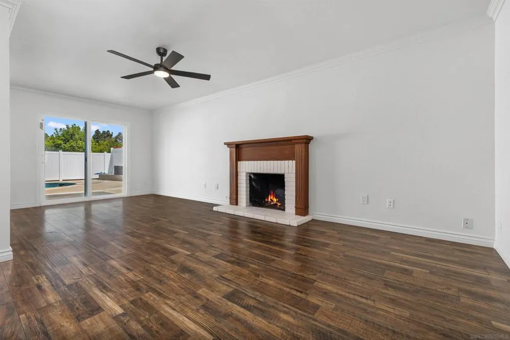 1259 Calle Candelero Chula Vista, CA 91910